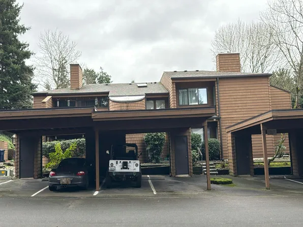11420 NE 128th St APT 52, Kirkland, WA 98034