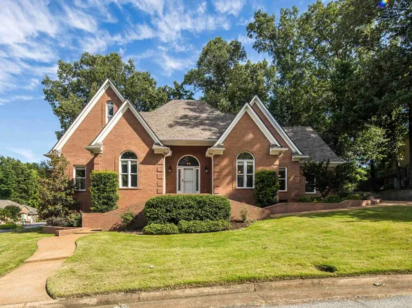 500 Brook Ridge Cir, Cordova, TN 38018