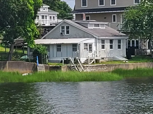 12-12 Barnacle Rd #B, Wareham, MA 02571