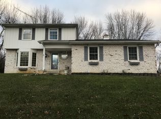 837 Countryside Ln, Columbus, IN 47201