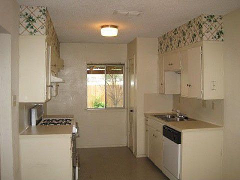 2nd image of 9001 Briardale Dr