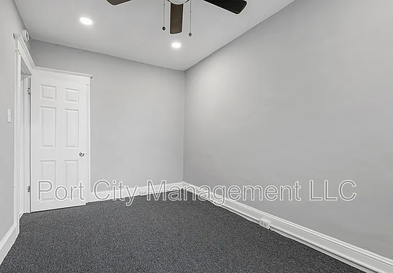 2813 Presbury St — Photo 24