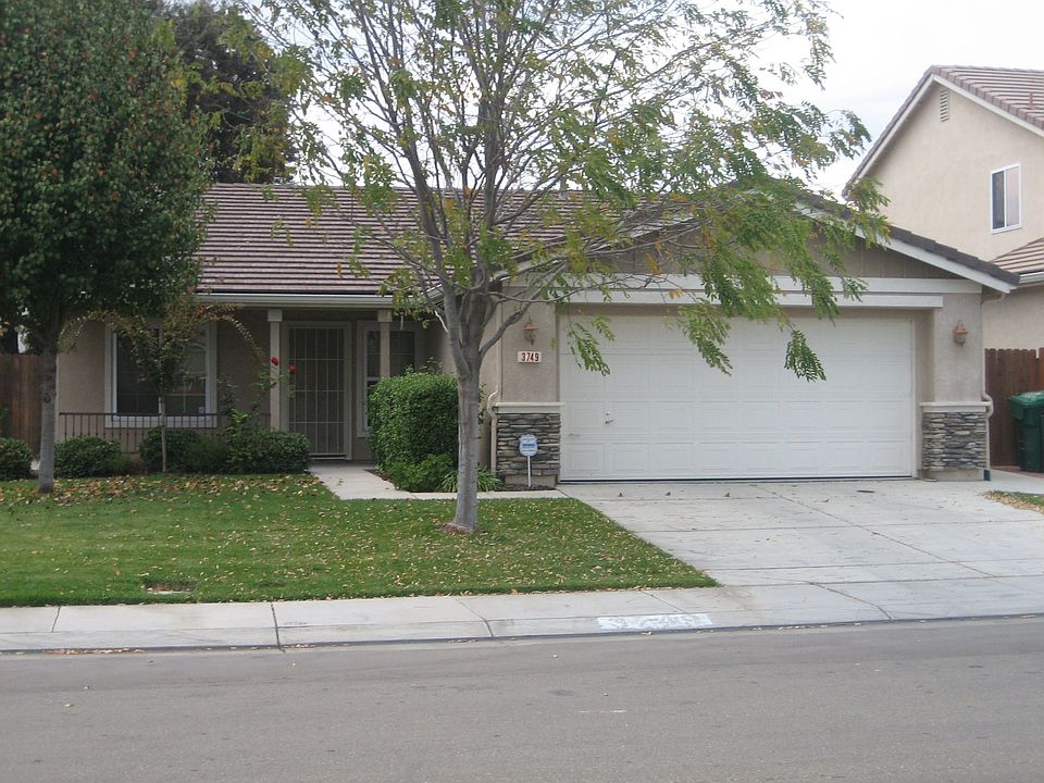 1st image of 3749 Montana St