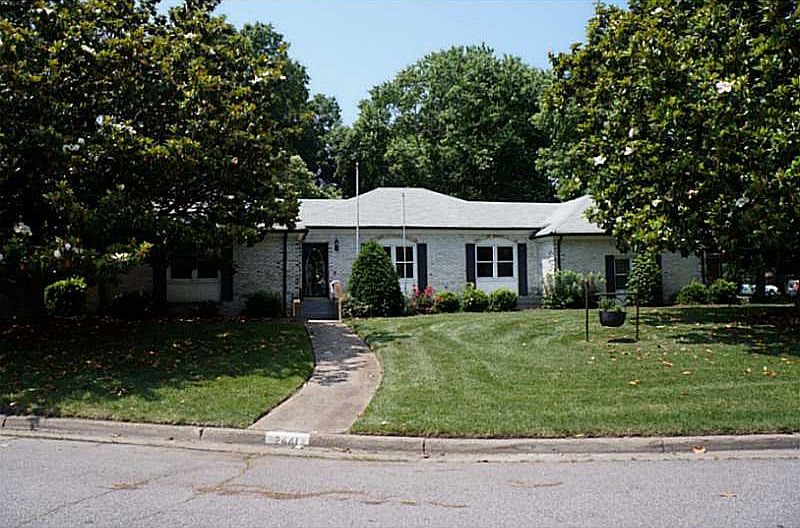 1st image of 2441 Eastchester Dr
