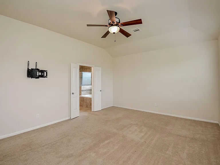 2227 Leonetti Ln — Photo 37