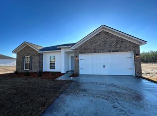 1546 SE Arnold Dr, Allenhurst, GA 31301