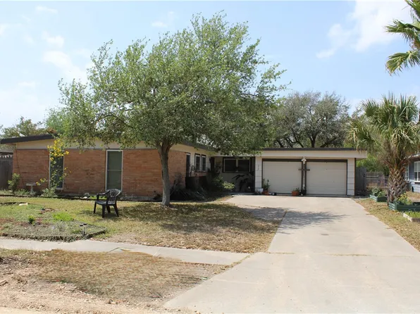 717 Santa Barbara Dr, Kingsville, TX 78363