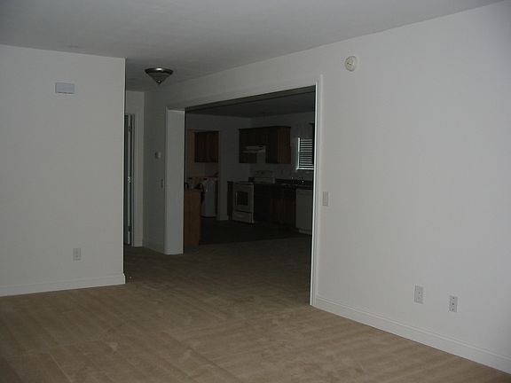 3rd image of 111 Park Ln