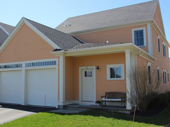 2 18th Dr #2, Franklin, MA 02038
