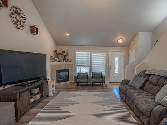 5th image of 4955 Mimosa Cir