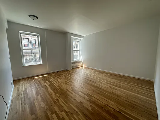 Rented by Oxford Property Group | media 1