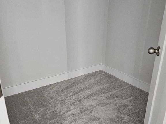 4th image of 830 Sandbach Rd #1