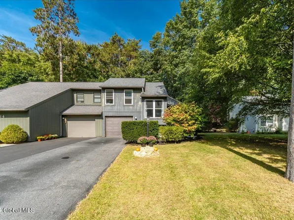 162 Arrow Wood Place, Ballston Spa, NY 12020