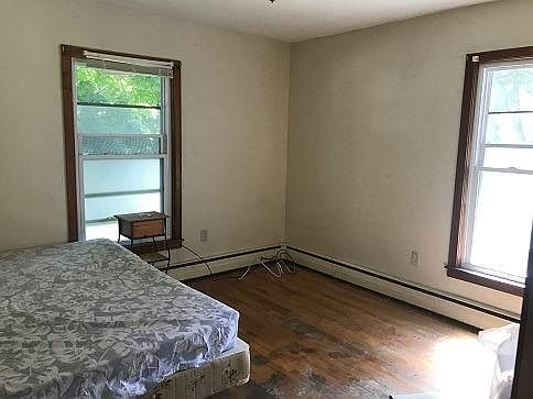 3rd image of 16 Liberty St