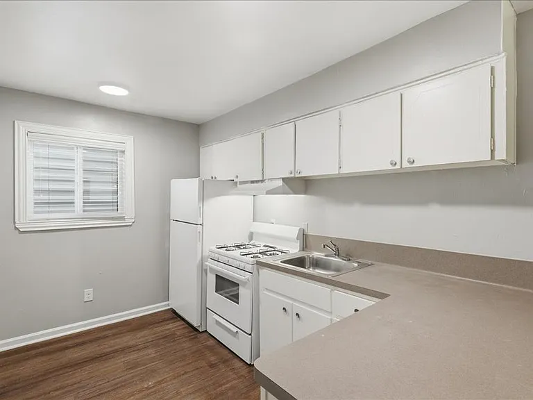 Richmond Terrace — Photo 10