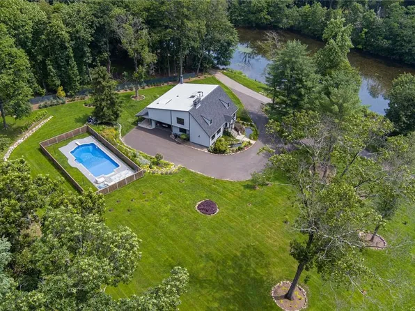 3 Wesley Chapel Road, Suffern, NY 10901