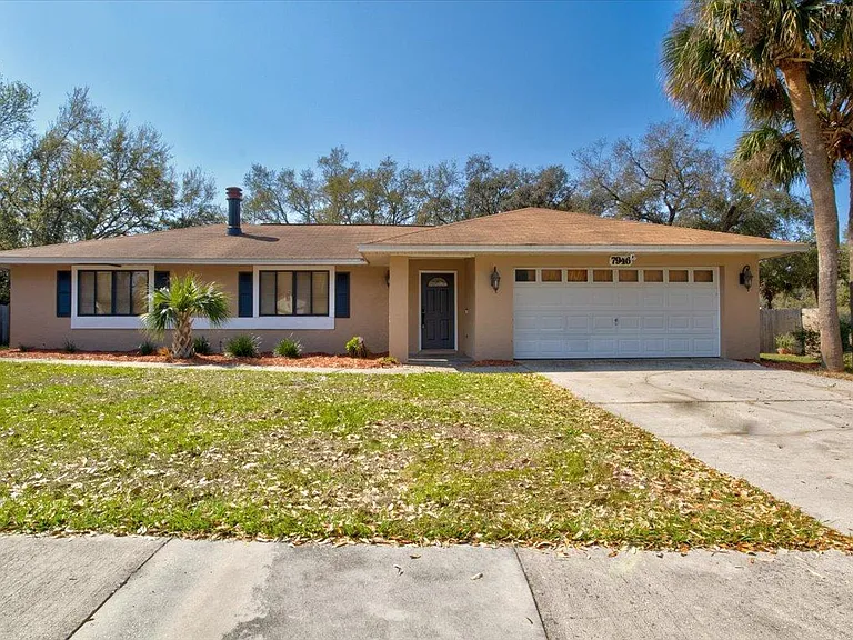 7946 Glen Abbey Cir — Photo 1