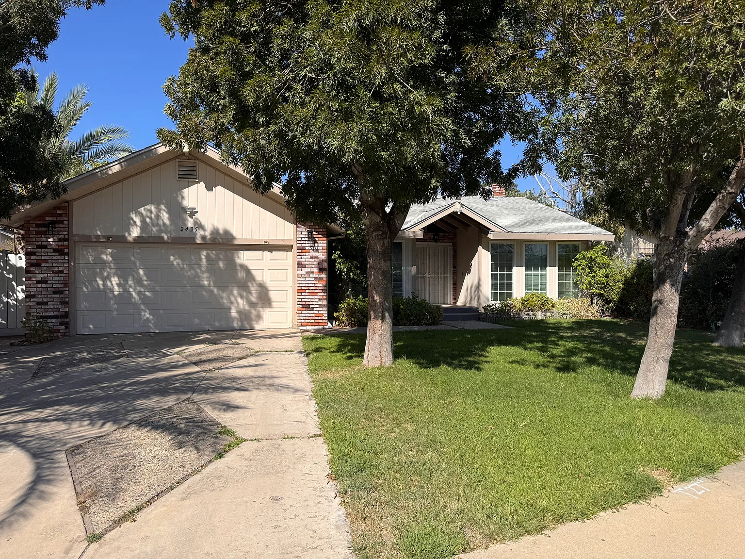 3 bed, 1670 sqft, $2,500 — Photo 2