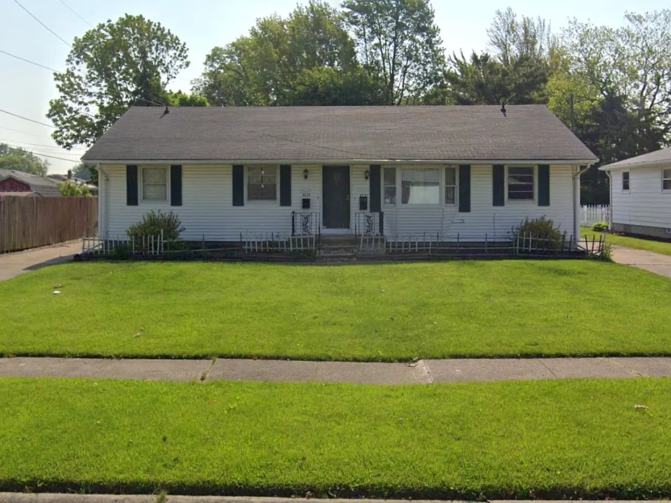 4035 Ashland Ave #4037