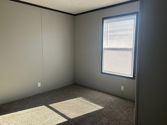 5th image of 2075 Spruce Way #64