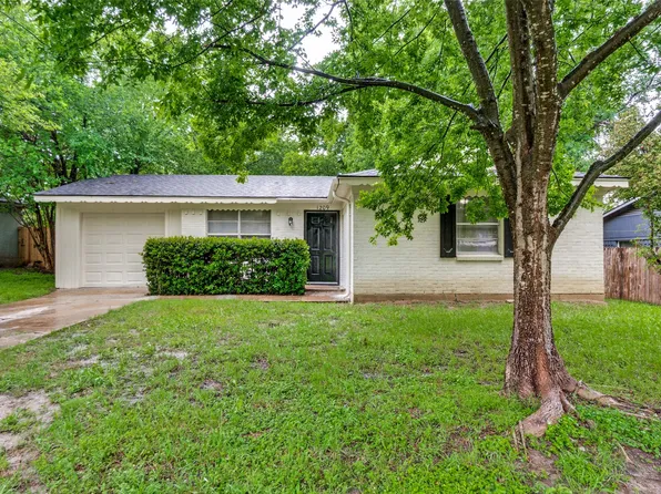1209 Edgemont Dr, Mesquite, TX 75149