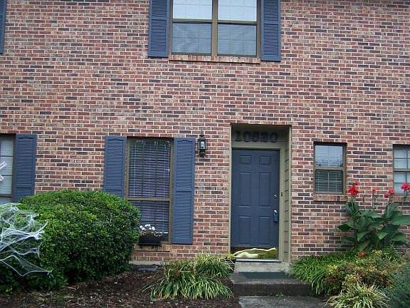 2nd image of 10520 Shirland Ct