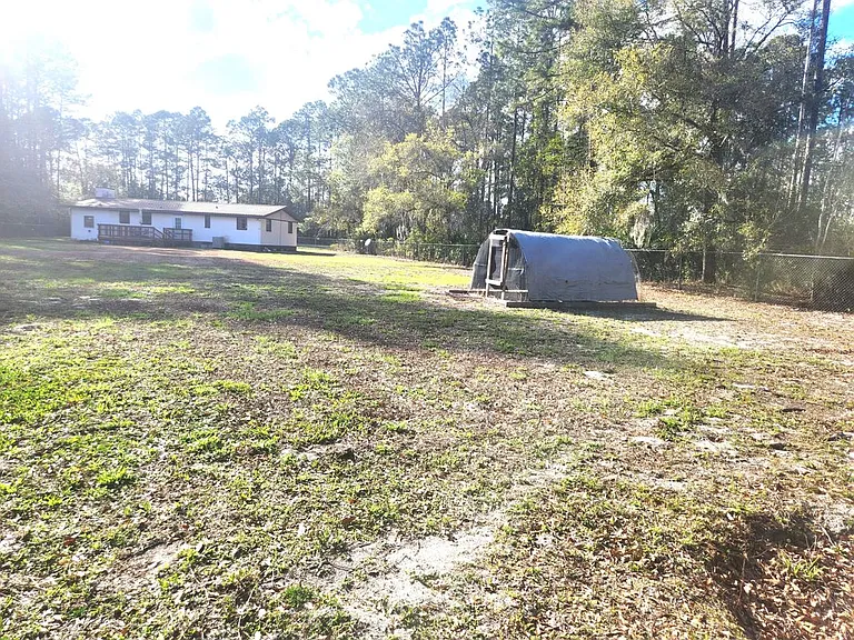 2355 SE State Road 100 — Photo 25