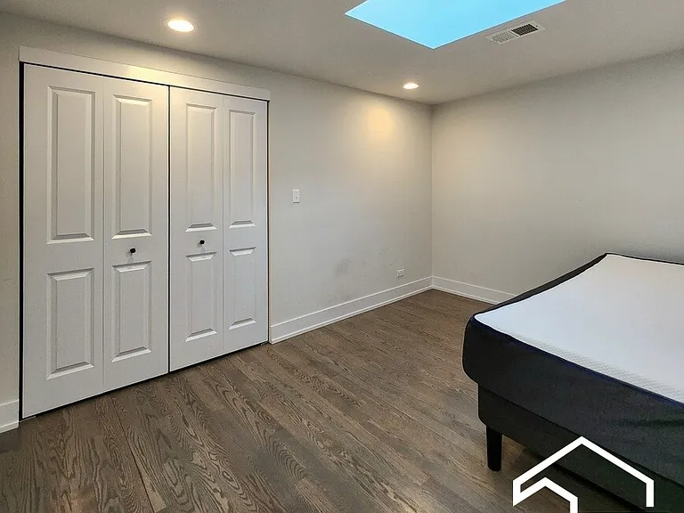 837 N Wolcott Ave #4 — Photo 10
