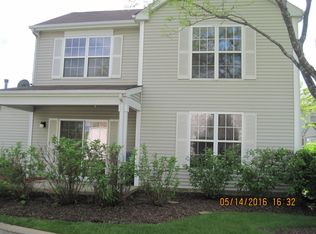 1117 Symphony Dr, Aurora, IL 60504