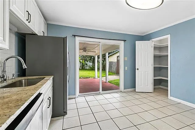 3660 Tulane Dr — Photo 8