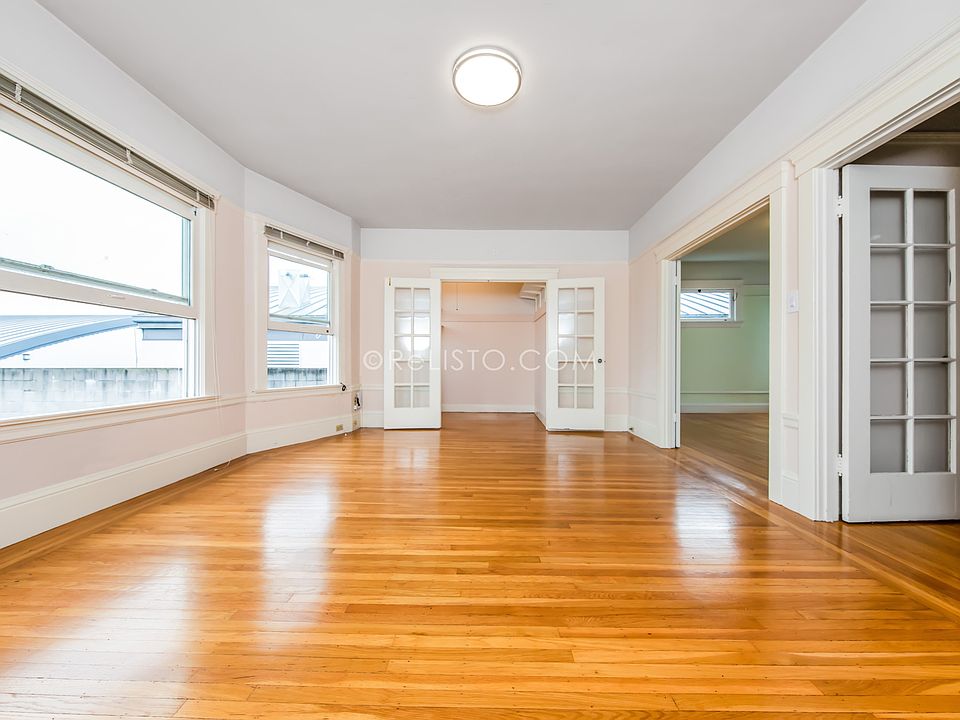 1st image of 234 19th Ave APT 4