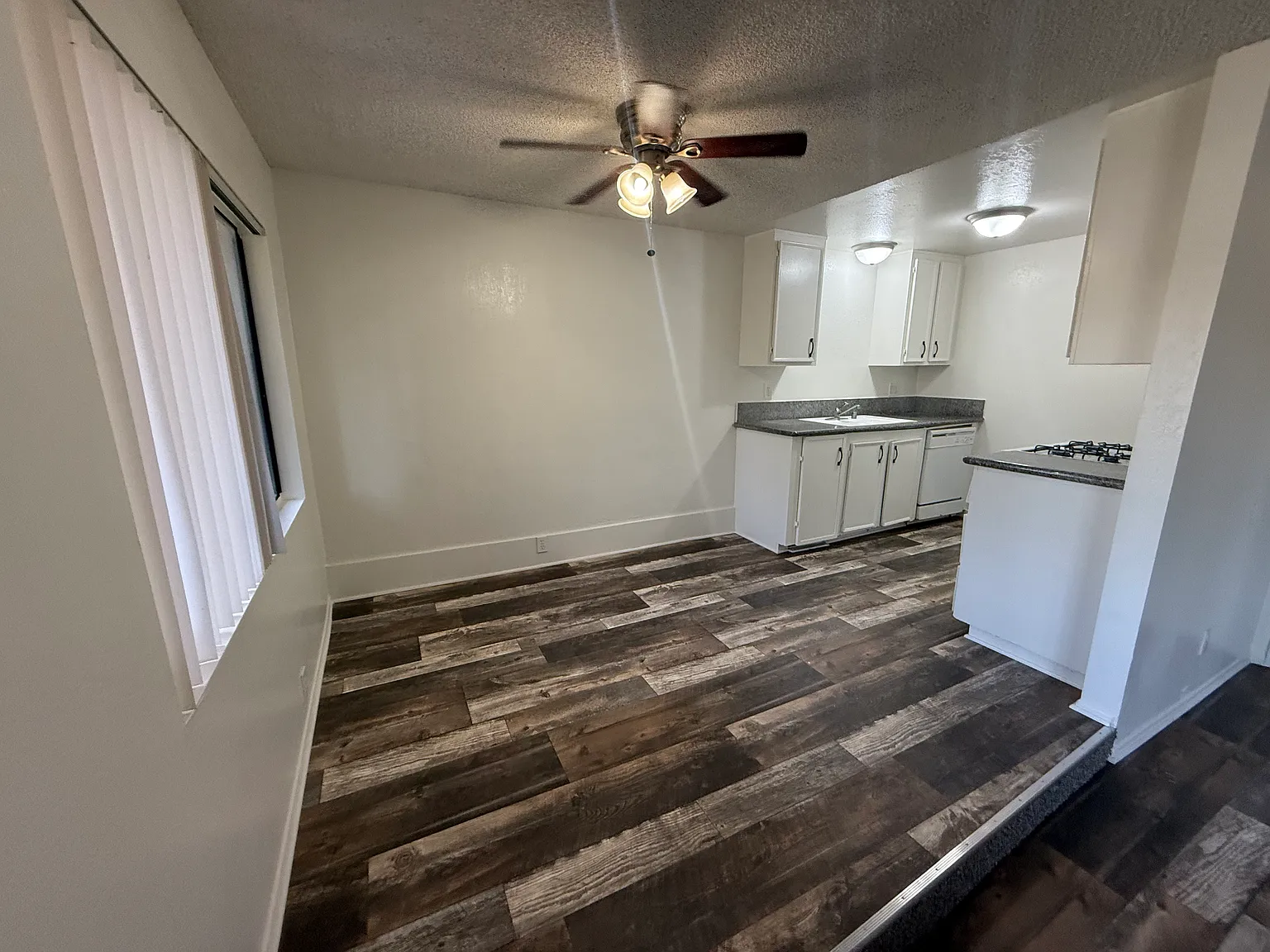 1000 Central Ave — Photo 4