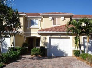 2429 Laurentina Ln, Cape Coral, FL 33909