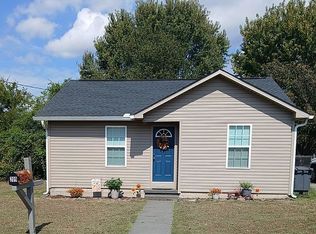 209 Stonebridge Dr, Fayetteville, TN 37334