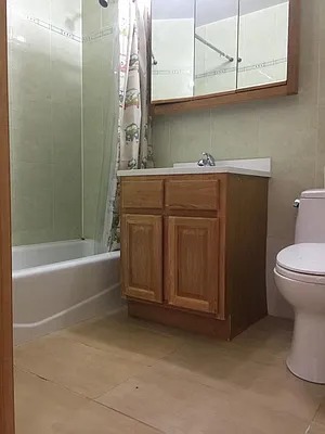 Sold by R New York | media 6