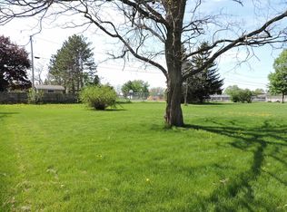 715 Tyler Ave, Omro, WI 54963