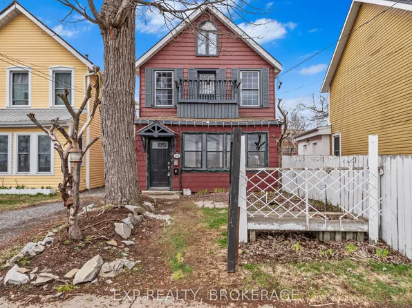 212 Rideau St, Kingston, ON K7K 3A4