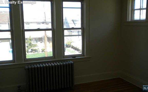 3rd image of 190 Prospect Ave