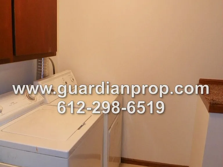 2355 Springside Dr E — Photo 12