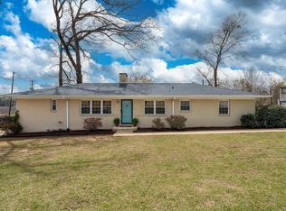 2820 Vestavia Forest Dr, Vestavia Hills, AL 35216
