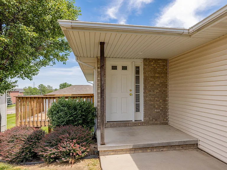 8624 Delphinium Ln — Photo 28
