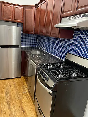 Rented by City Connections Realty | media 1