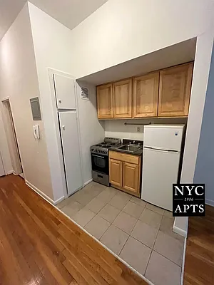 Rented by New York City Apartments | media 3