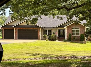 5822 Quail Meadows Dr, Poplar Bluff, MO 63901