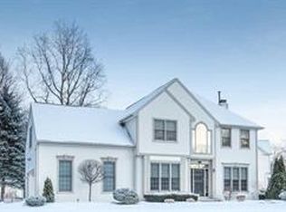 31 Mann Blvd, Halfmoon, NY 12065