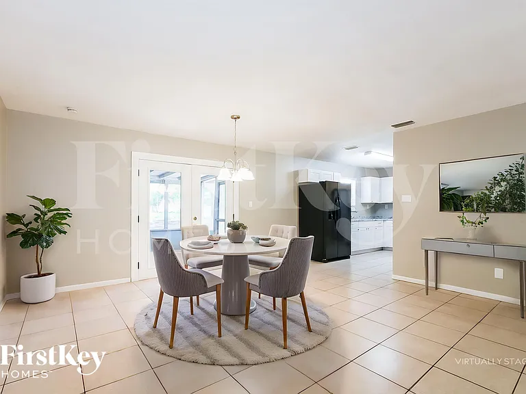 614 Huey St — Photo 6