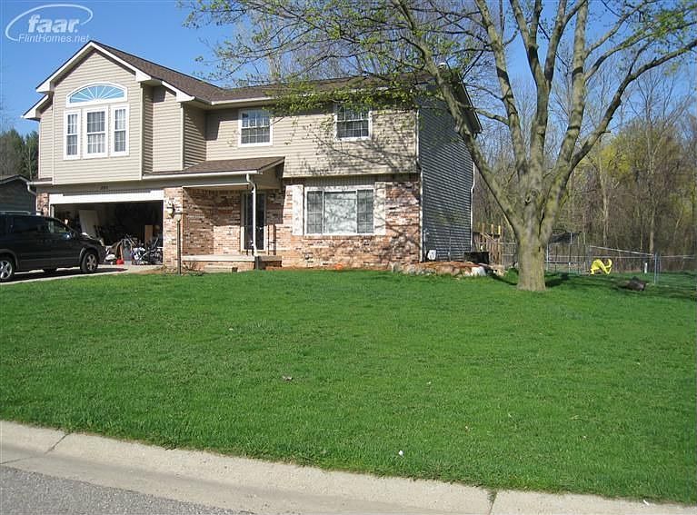 1st image of 2198 Hillwood Dr