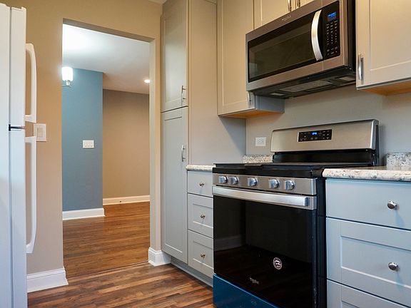 Update Kitchen with Stainless Steel Appliances