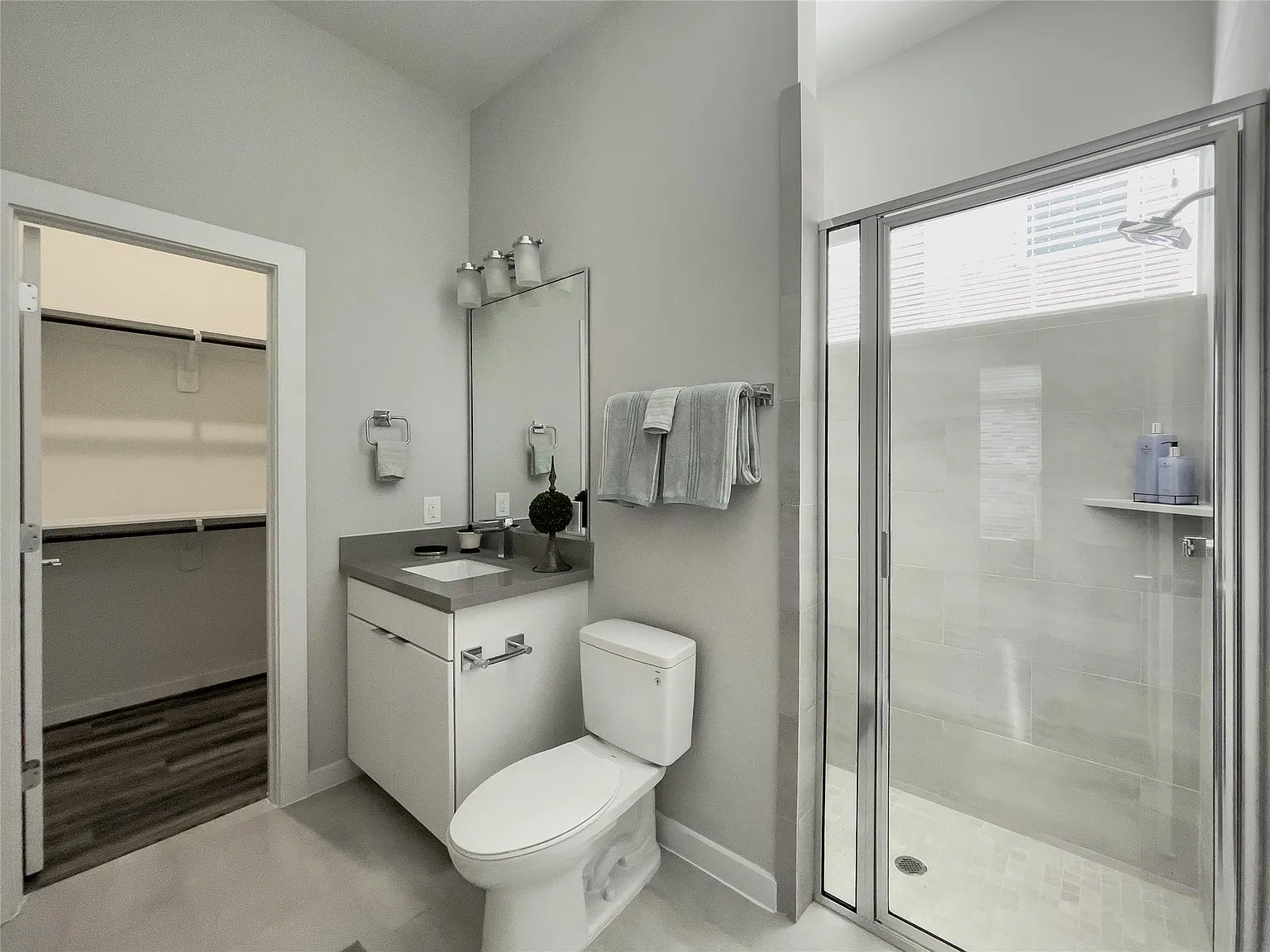 3 bed, 3.5 bath, 2047 sqft, $2,875 — Photo 4