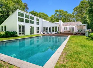 8 Todd Dr, East Hampton, NY 11937